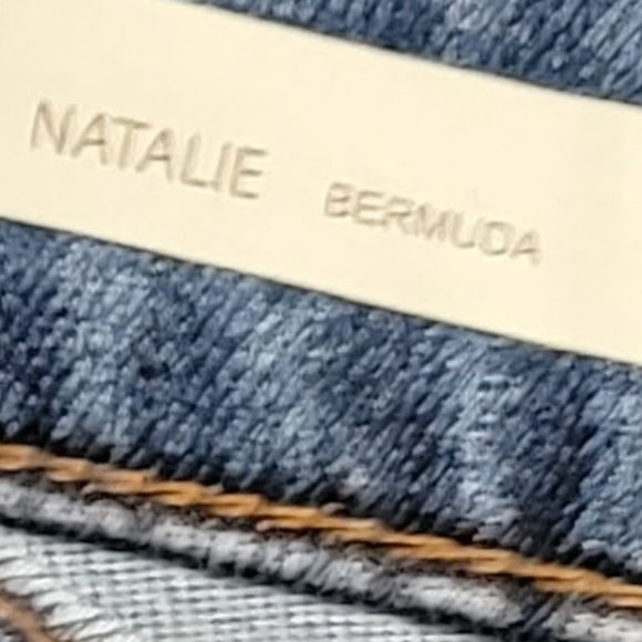 Kut from the Kloth Natalie Bermuda Denim Shorts Size 8 - Picture 2 of 15